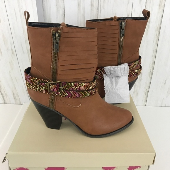 Dolce by Mojo Moxy Bandanna Ankle Boots si… - Picture 5 of 6